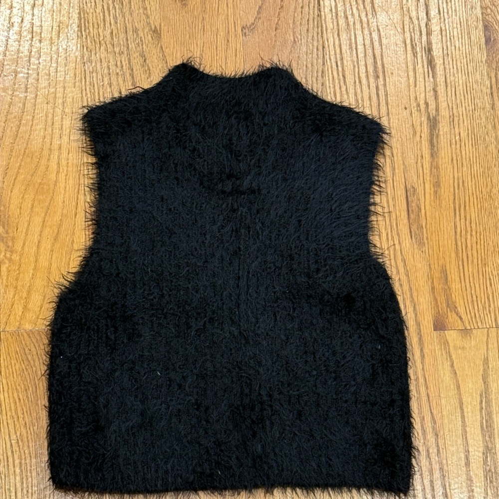 Forever 21 Black Fluffy Knit Top